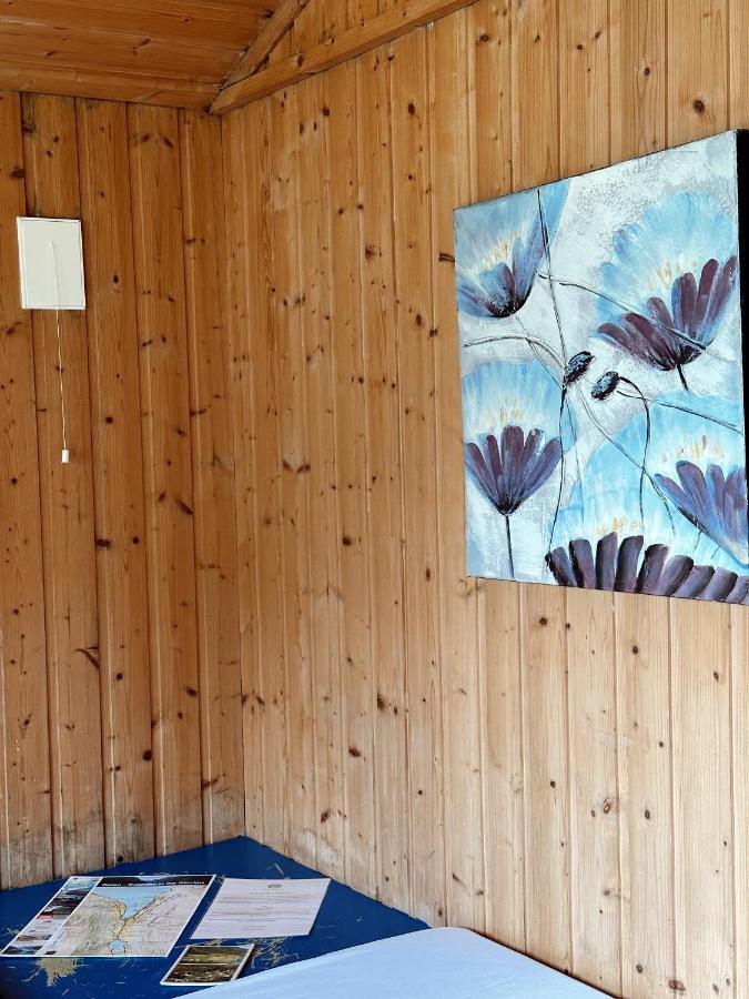 Hotel Loken Camping - Trivelig Og Idyllisk Ved Vannet Olden Exterior foto